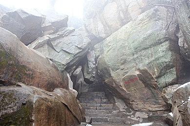 《霍格沃茨之遗》火焰咒演示 2月10日发售